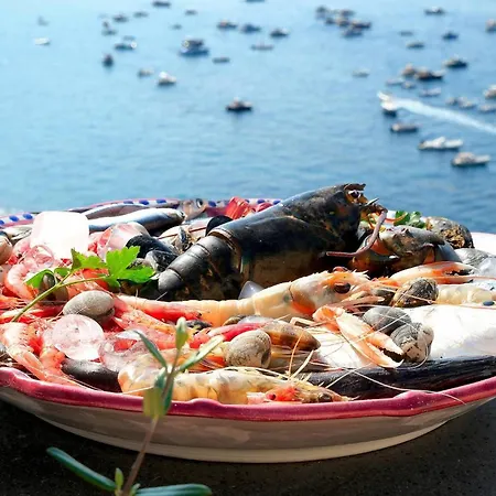 Esclusiva Con Vista Panoramica Su Positano